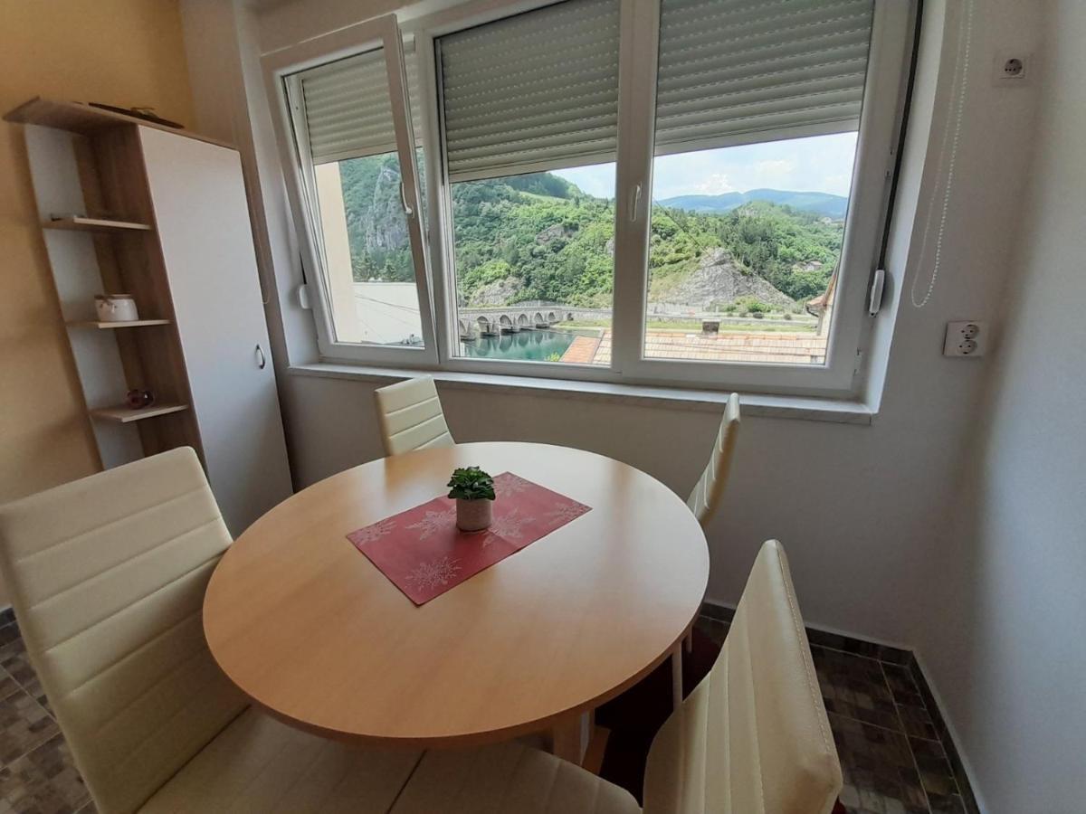 Apartman Trg Višegrad Eksteriør billede
